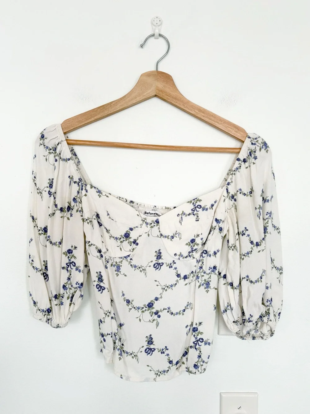 Reformation || Smocked Puff Sleeve Corset Blouse Floral Cream‎ Blue 2